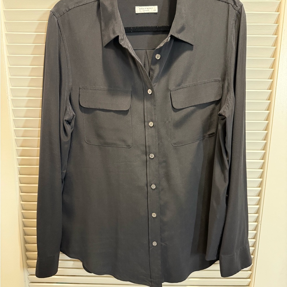 True black EQUIPMENT button down - L